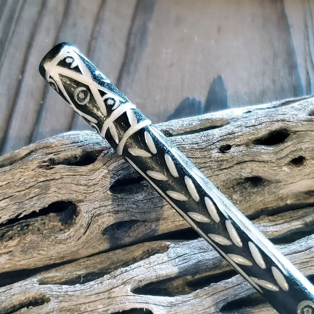 Tribal Hand Carved India Black White Buffalo Bone 4.5